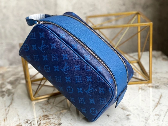 Cheap POUCH KIT LOUIS TOILET DOPP VUITTON 0726